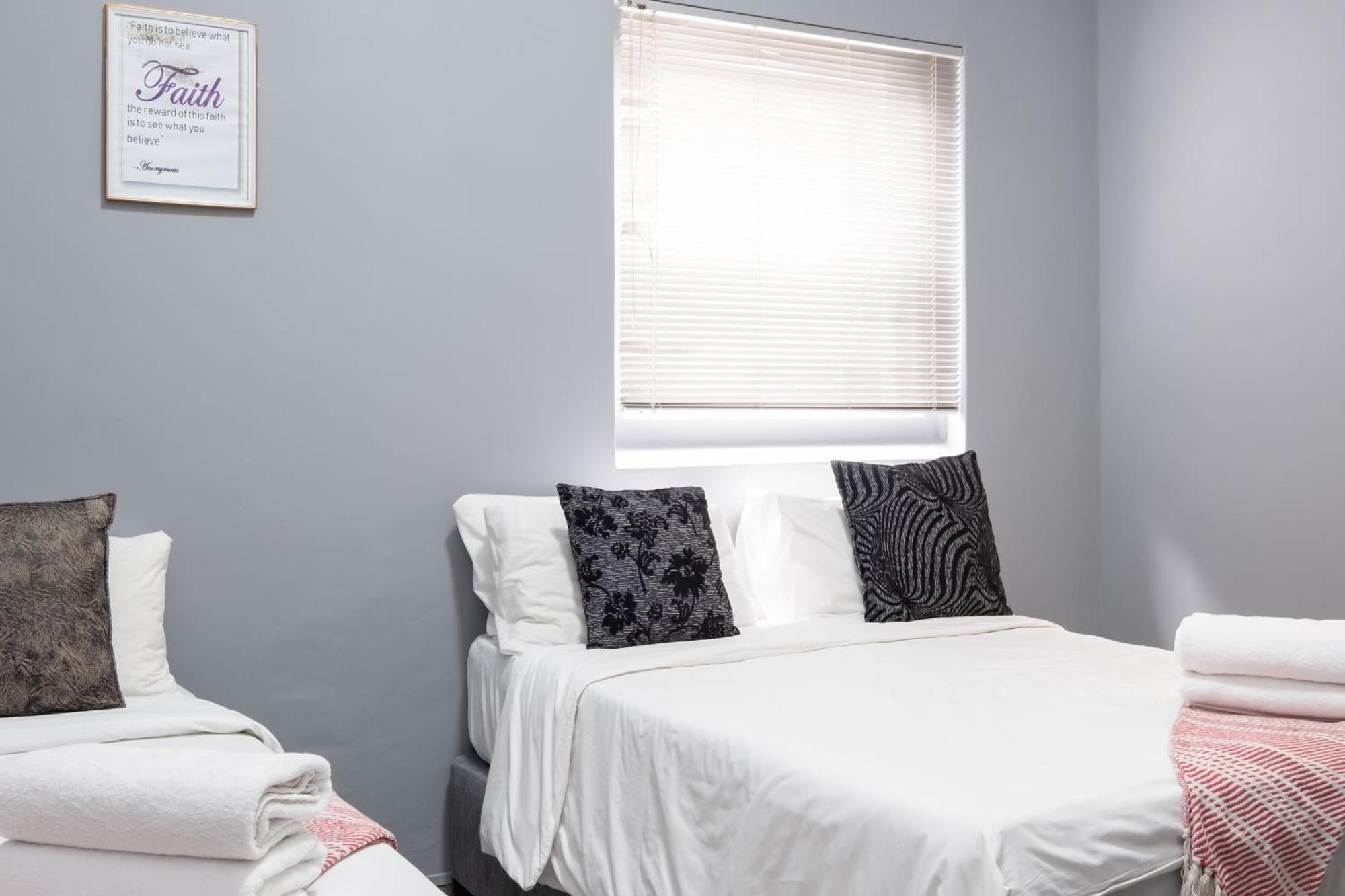 Guest house Cape Palm Royal Cape Town