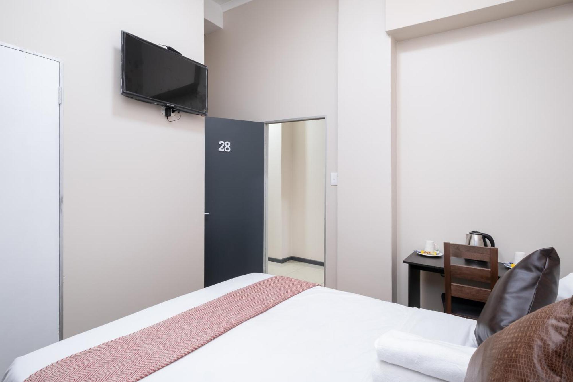 Guest house Cape Palm Royal *
