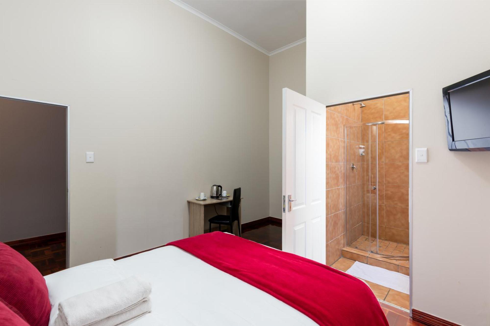 Cape Palm Royal Guest house Cape Town